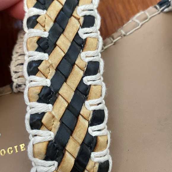 Anthropologie Women's Black and Tan Woven Sandals size 38 size 7.5 - Picture 5 of 7